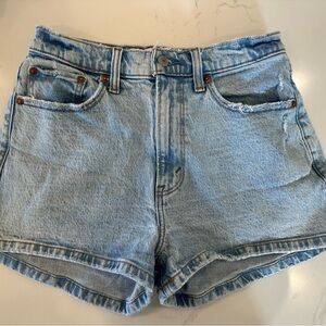Abercrombie & Fitch Mom Short